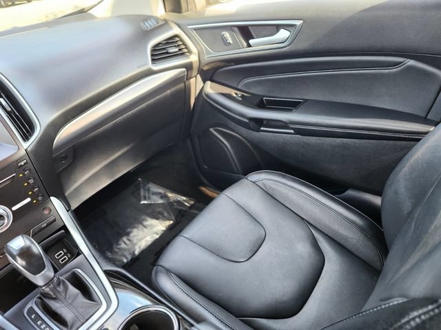 Certified 2018 Ford Edge Titanium AWD/4WD image 15