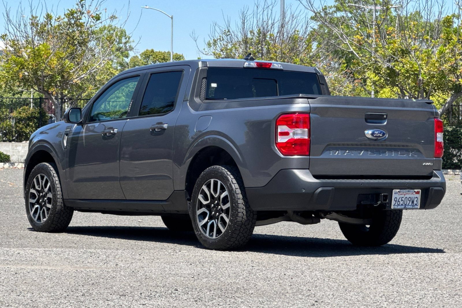 Certified 2022 Ford Maverick Lariat w/ Lariat Luxury Package AWD/4WD image 5