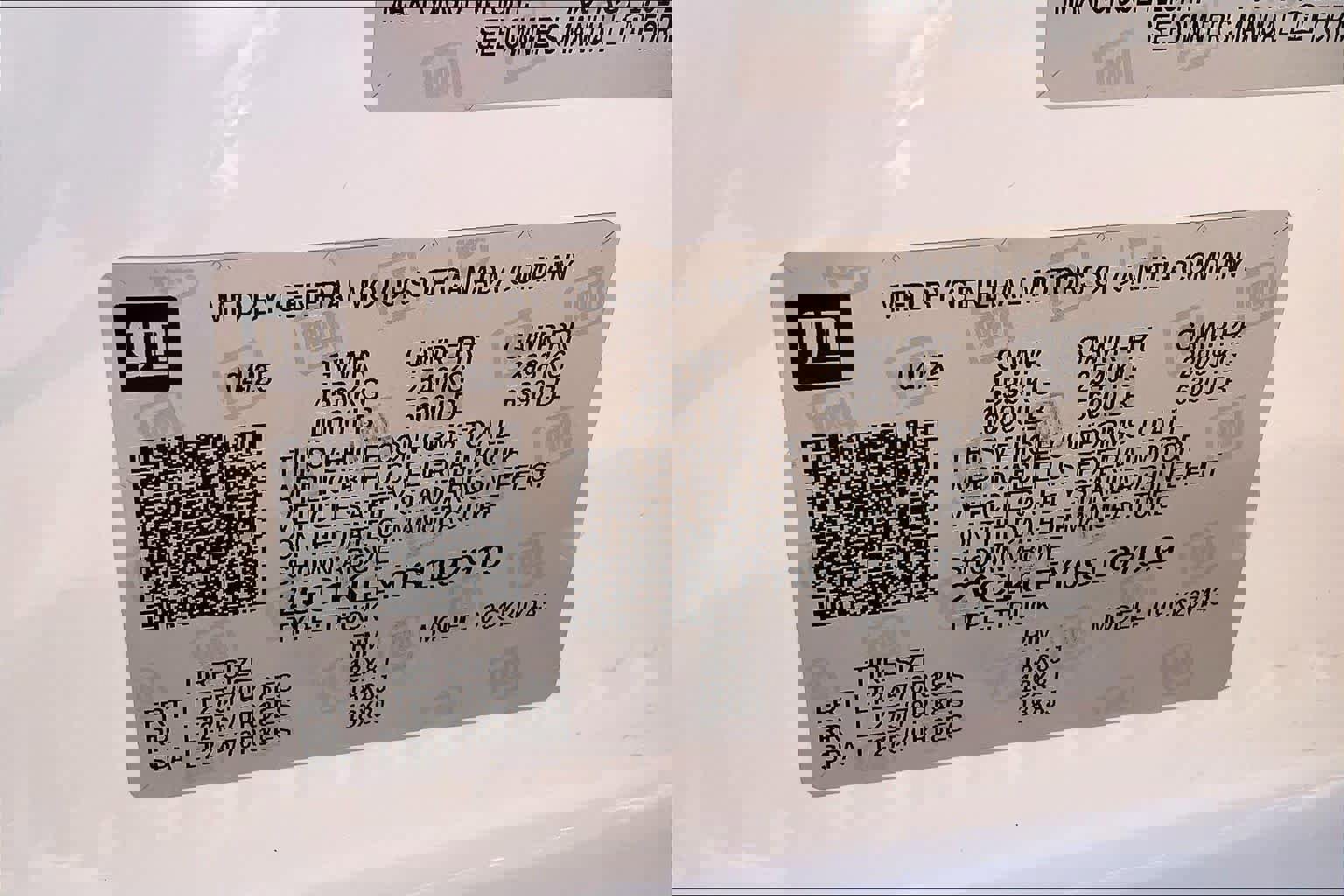 Used 2025 Chevrolet Silverado 2500 W/T image 36