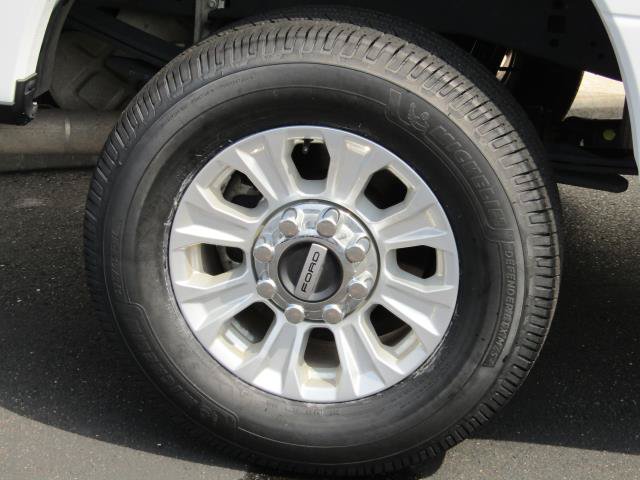 Certified 2021 Ford F250 XL w/ STX Appearance Package AWD/4WD image 3