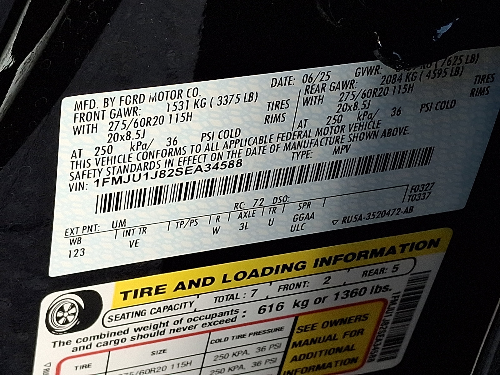 Certified 2025 Ford Expedition Active AWD/4WD image 30