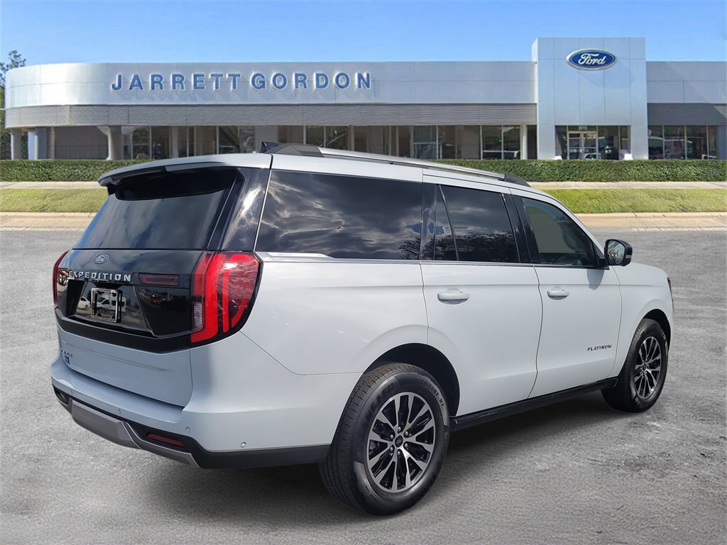 Certified 2025 Ford Expedition Platinum image 4
