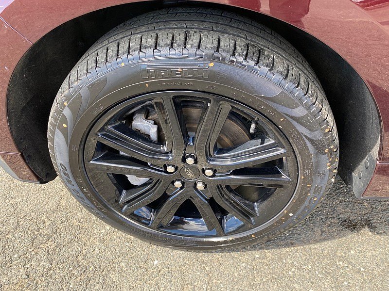 Certified 2022 Ford Edge ST-Line w/ Class II Trailer Tow Package AWD/4WD image 13