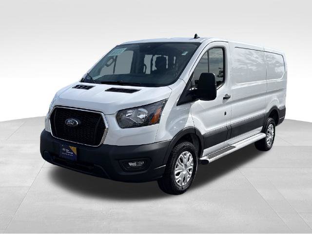 Certified 2025 Ford Transit 250 Low Roof w/ Exterior Upgrade Package RWD image 2