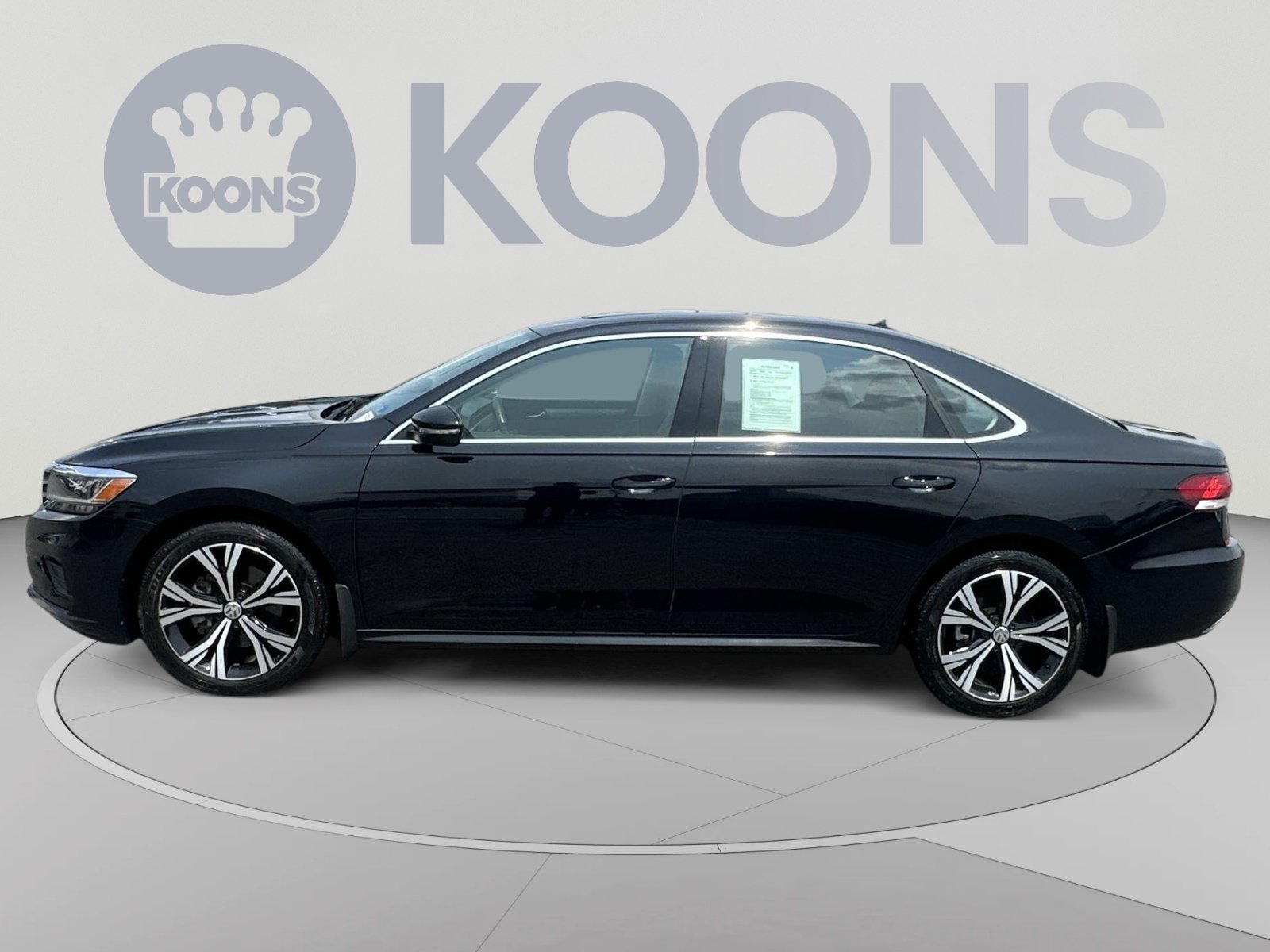 Used 2022 Volkswagen Passat 2.0T SE FWD image 13