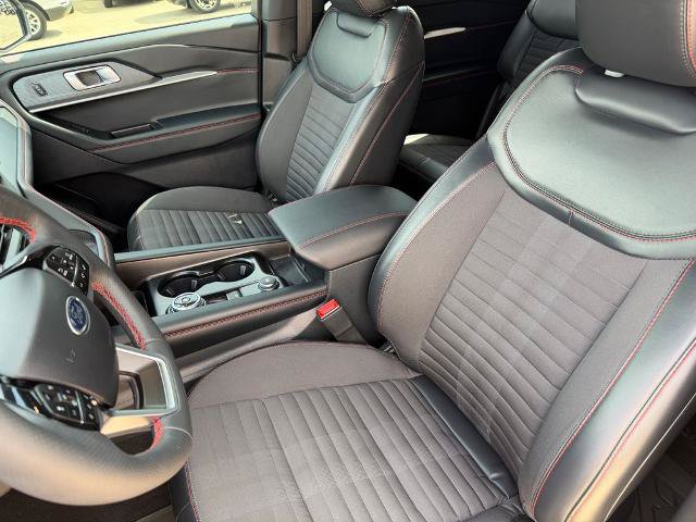 Certified 2026 Ford Explorer ST-Line AWD/4WD image 11