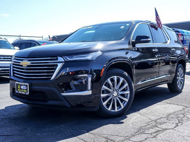 Used 2022 Chevrolet Traverse Premier image 1