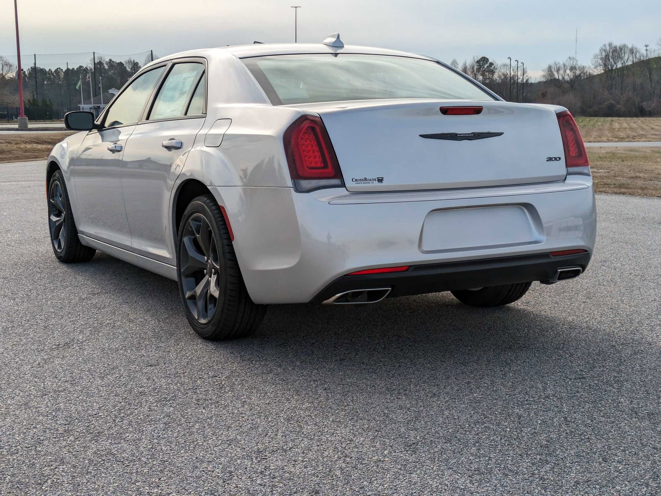 Used 2023 Chrysler 300 Touring w/ Sport Appearance Package image 3