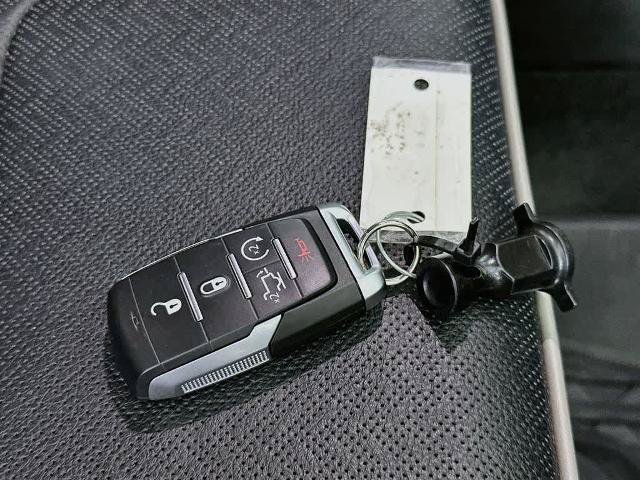 Used 2023 RAM 1500 Laramie AWD/4WD image 20