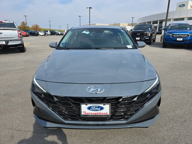 Used 2023 Hyundai Elantra Limited image 8