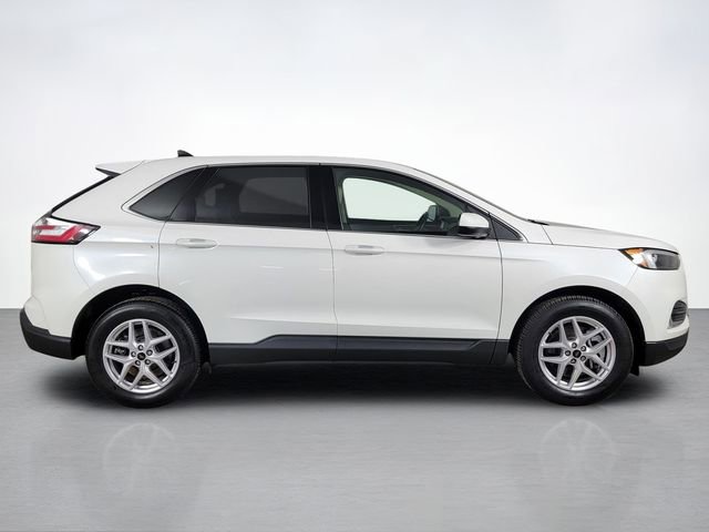 Certified 2023 Ford Edge SEL w/ Convenience Package AWD/4WD image 2
