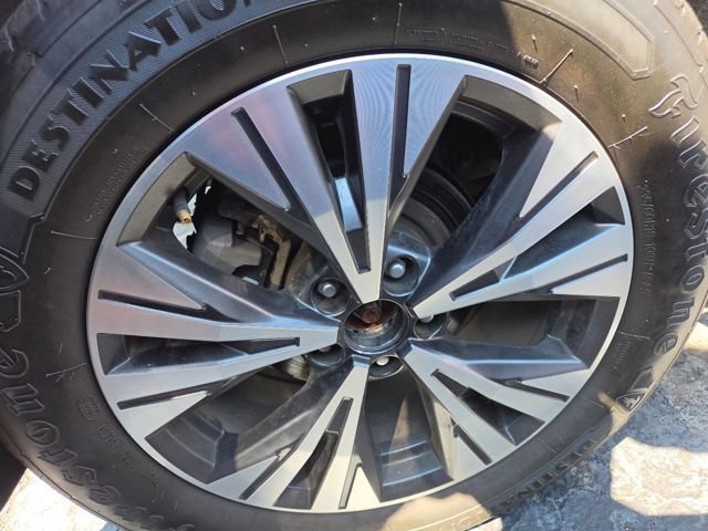 Used 2023 Nissan Rogue SV AWD/4WD image 7