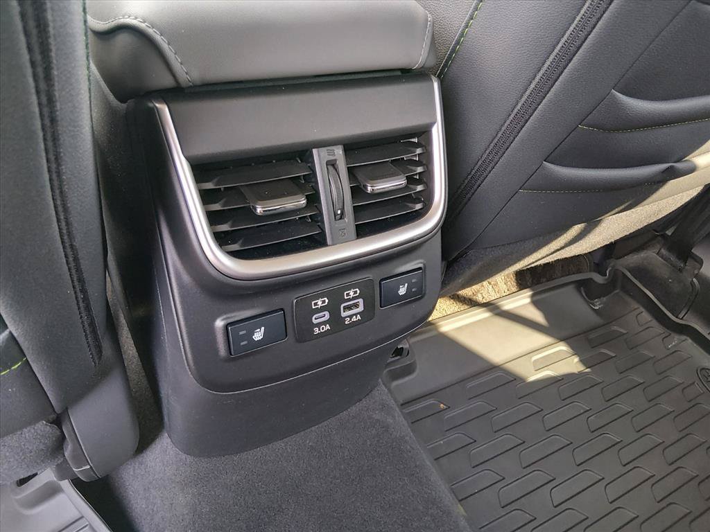 Used 2025 Subaru Outback Onyx Edition XT AWD/4WD image 14