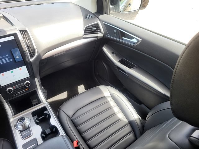 Certified 2024 Ford Edge SEL w/ Convenience Package AWD/4WD image 15