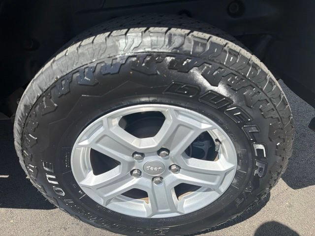 Used 2019 Jeep Wrangler Unlimited Sport S AWD/4WD image 23
