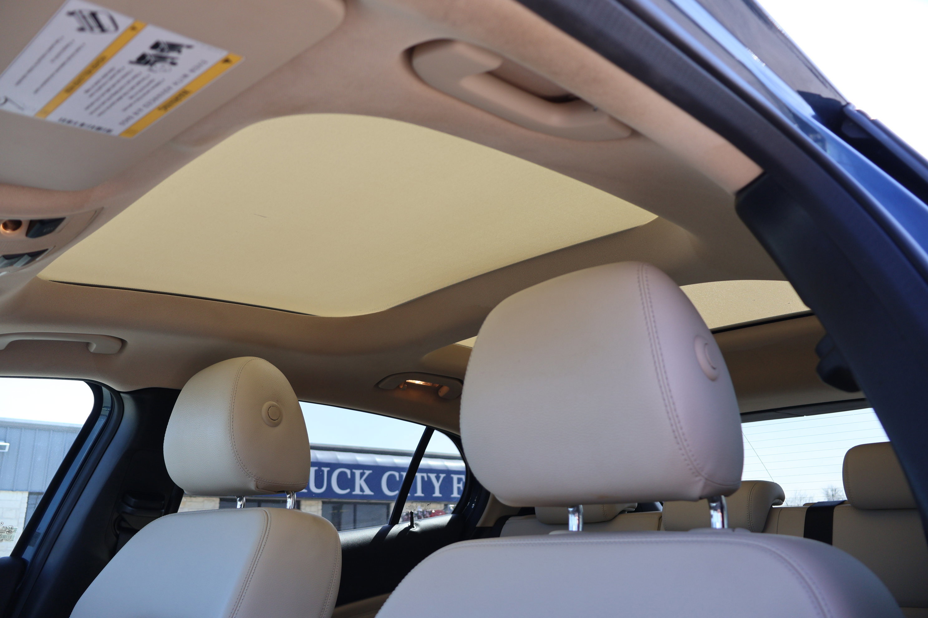 Used 2020 Mercedes-Benz GLA 250 4MATIC image 16