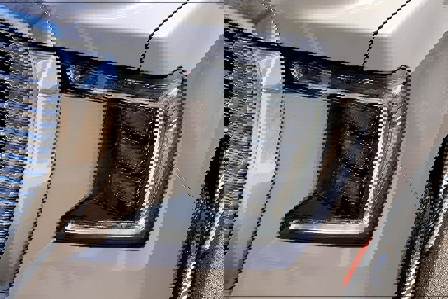 Used 2022 GMC Yukon XL Denali image 27