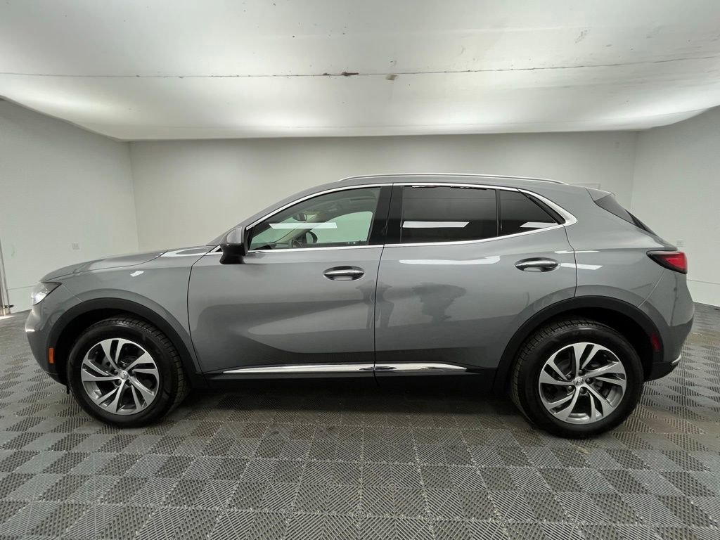 Used 2022 Buick Envision Essence w/ Safety Package image 6