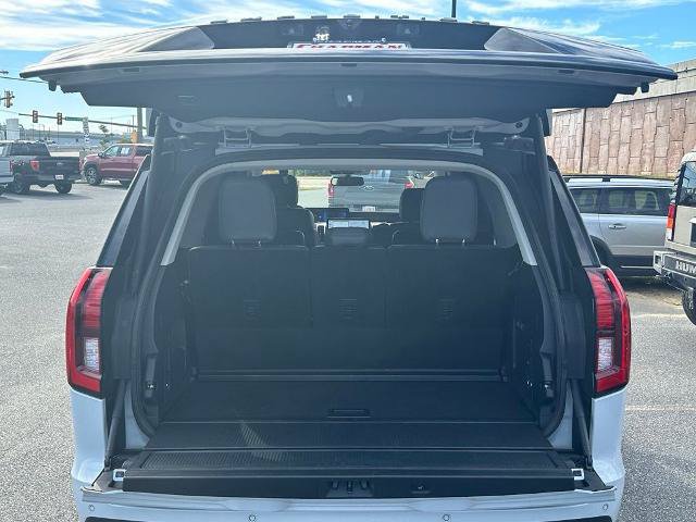 Certified 2025 Ford Expedition Active AWD/4WD image 16