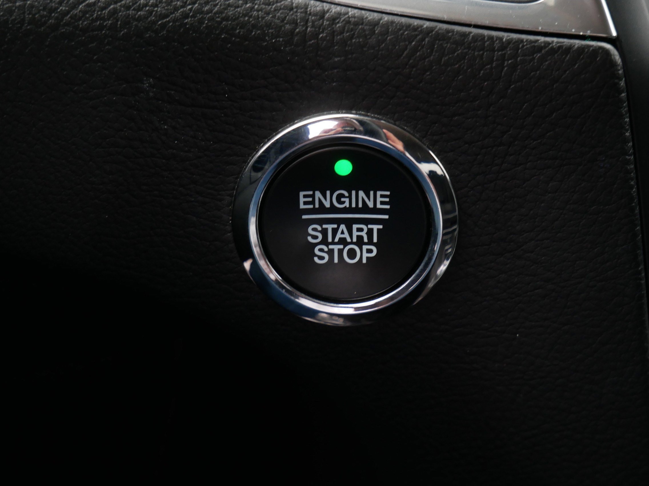 Certified 2022 Ford Edge Titanium image 34