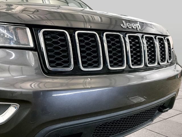 Used 2021 Jeep Grand Cherokee Laredo AWD/4WD image 29