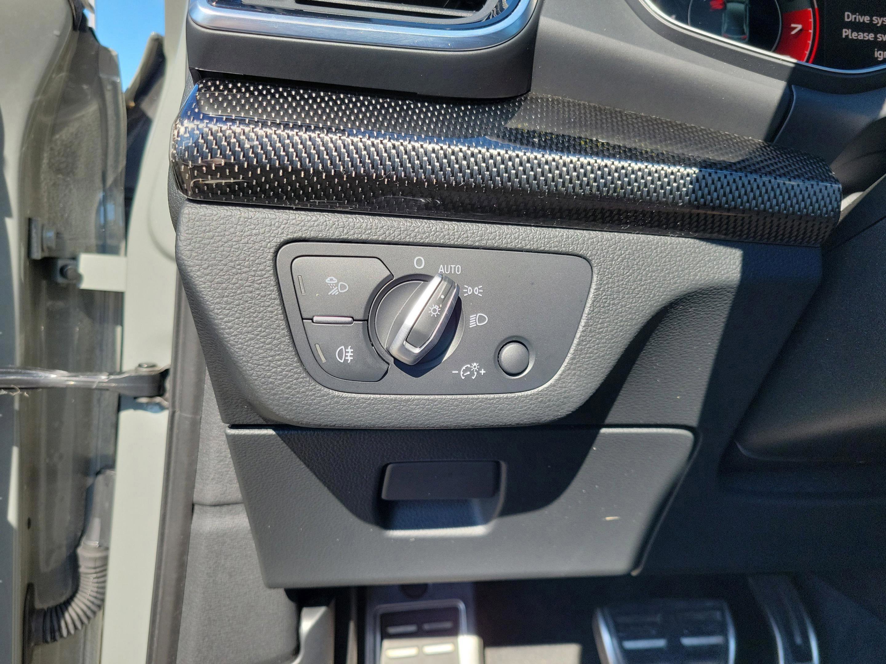 Used 2021 Audi SQ5 Premium Plus image 29