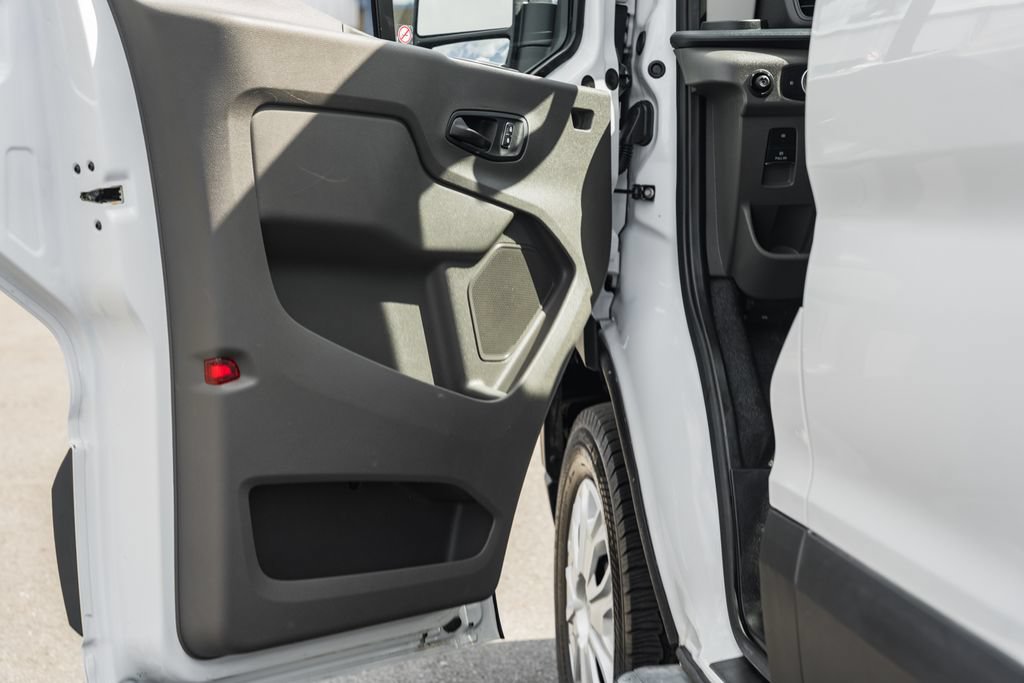 Certified 2025 Ford Transit 250 Low Roof w/ Exterior Upgrade Package RWD image 36