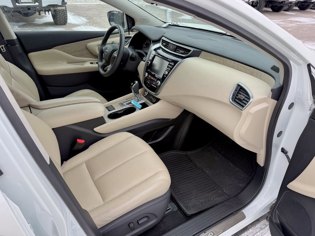 Used 2024 Nissan Murano SL image 18