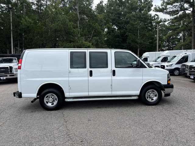 Used 2024 Chevrolet Express 2500 w/ Driver Convenience Package RWD image 9