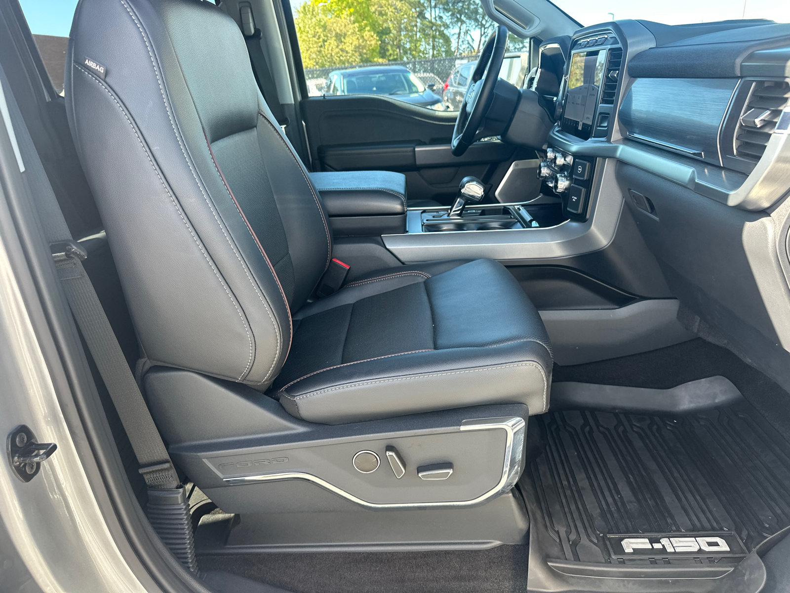 Certified 2023 Ford F150 Lariat w/ Equipment Group 502A High AWD/4WD image 13