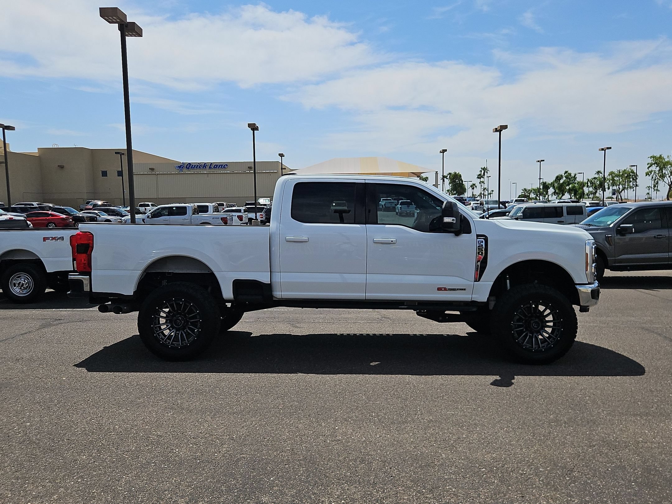 Certified 2024 Ford F250 Lariat w/ Lariat Ultimate Package AWD/4WD image 4
