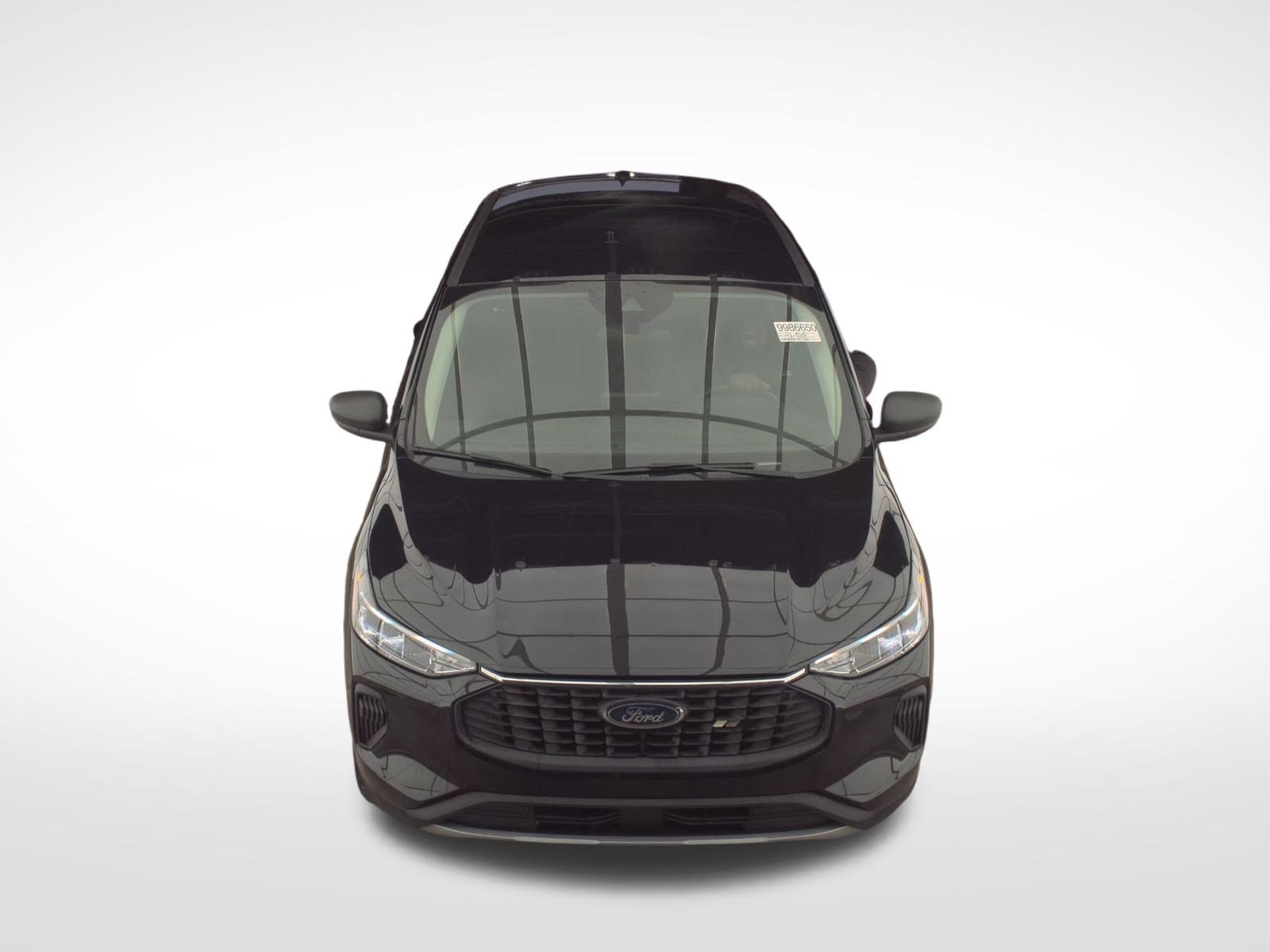 Certified 2023 Ford Escape Active AWD/4WD image 2