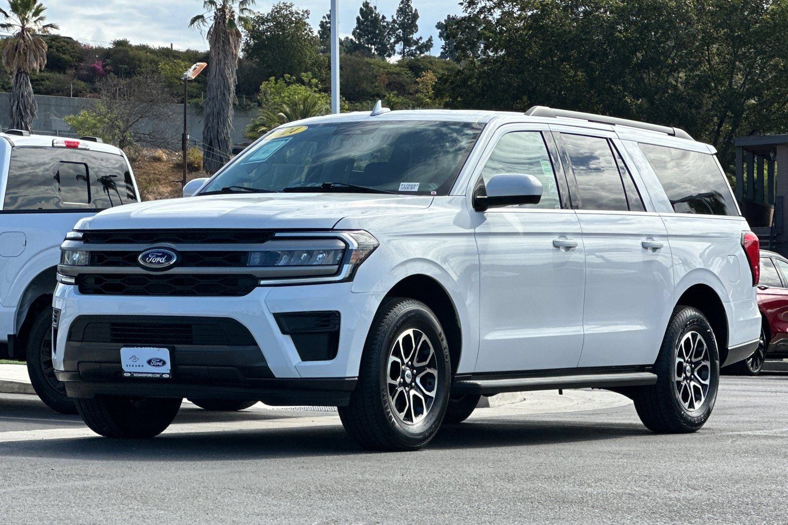 Certified 2024 Ford Expedition Max XLT RWD image 7