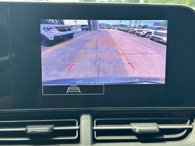 Used 2024 Chevrolet Trax RS FWD image 25