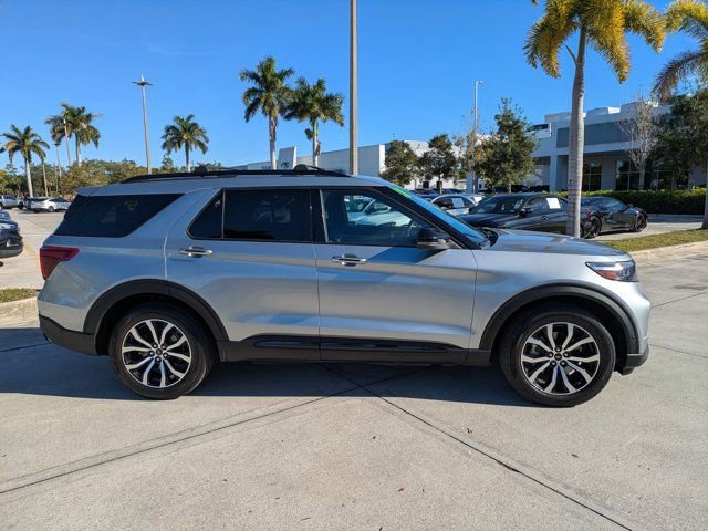 Certified 2020 Ford Explorer ST w/ Premium Technology Package image 5