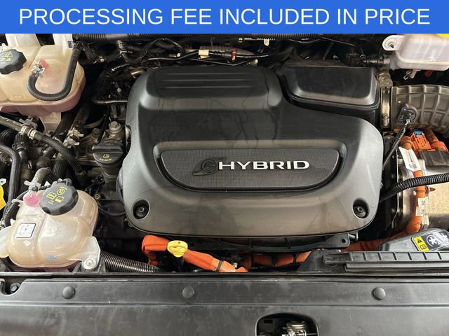 Used 2023 Chrysler Pacifica Touring-L FWD image 16