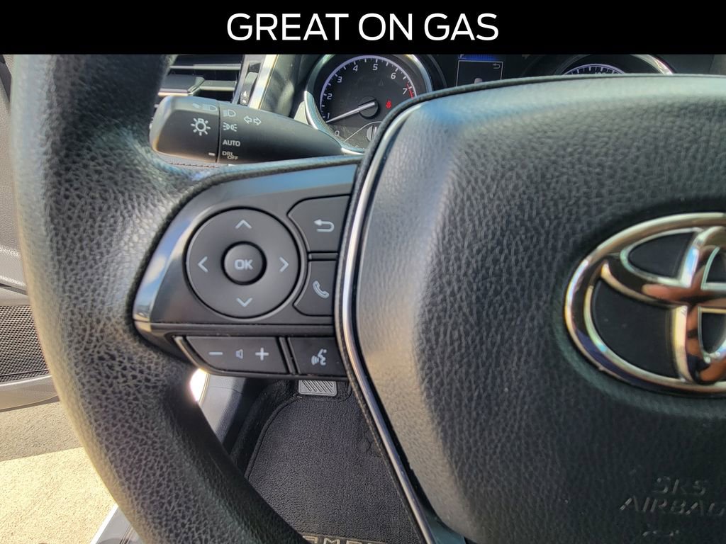 Used 2020 Toyota Camry LE FWD image 20
