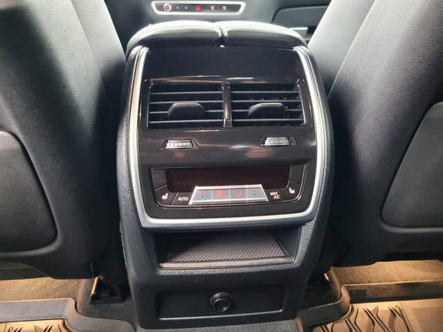 Used 2024 BMW X6 M60i image 15