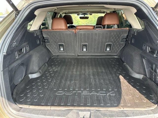 Used 2020 Subaru Outback Touring AWD/4WD image 8