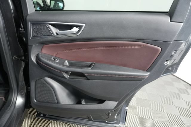 Certified 2020 Ford Edge Titanium w/ Equipment Group 301A AWD/4WD image 36