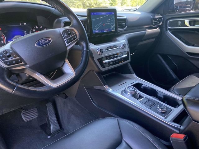 Certified 2022 Ford Explorer XLT w/ Equipment Group 202A AWD/4WD image 22
