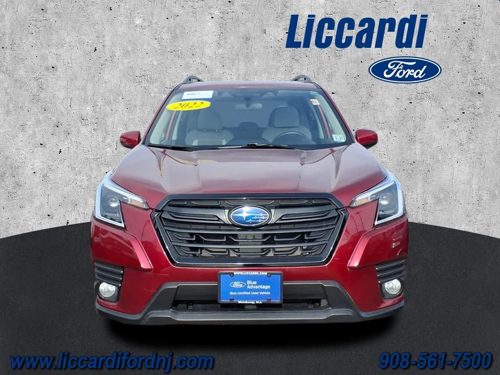 Used 2022 Subaru Forester Premium image 2