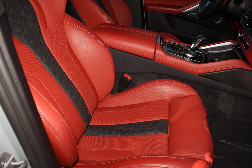 Used 2024 BMW X6 M Competition w/ Executive Package image 27