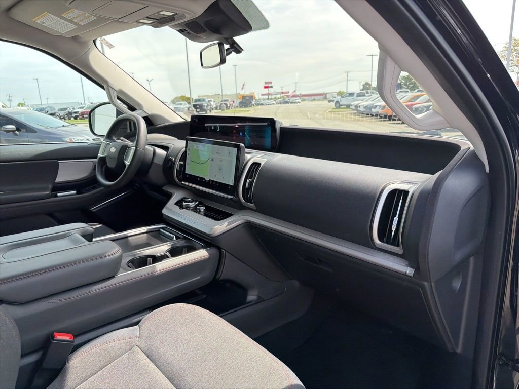 Certified 2025 Ford Expedition Max Active AWD/4WD image 23