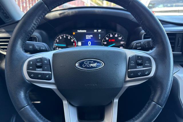 Certified 2022 Ford Explorer XLT w/ Equipment Group 202A AWD/4WD image 26