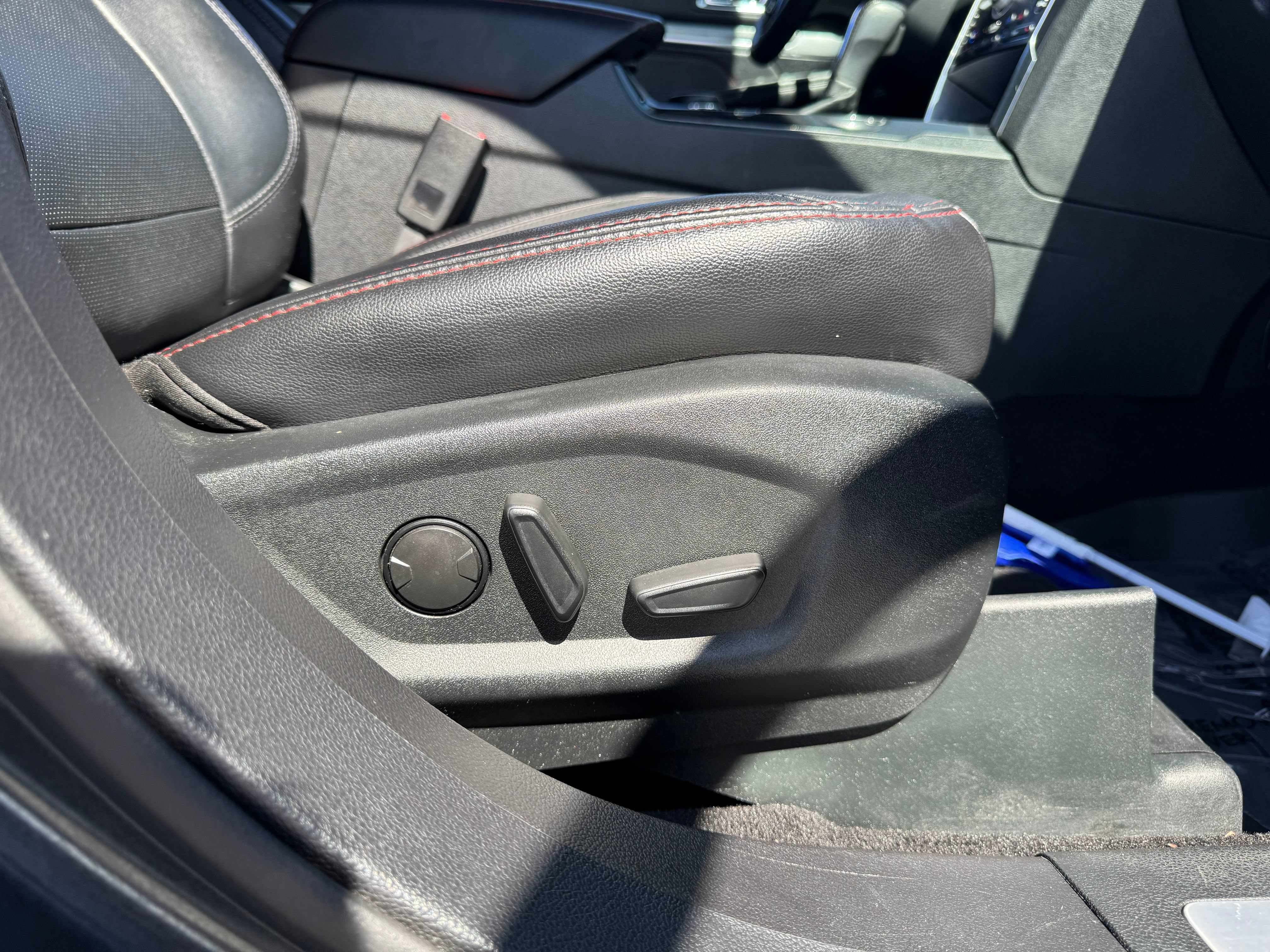 Certified 2019 Ford Explorer Sport w/ Equipment Group 401A AWD/4WD image 60
