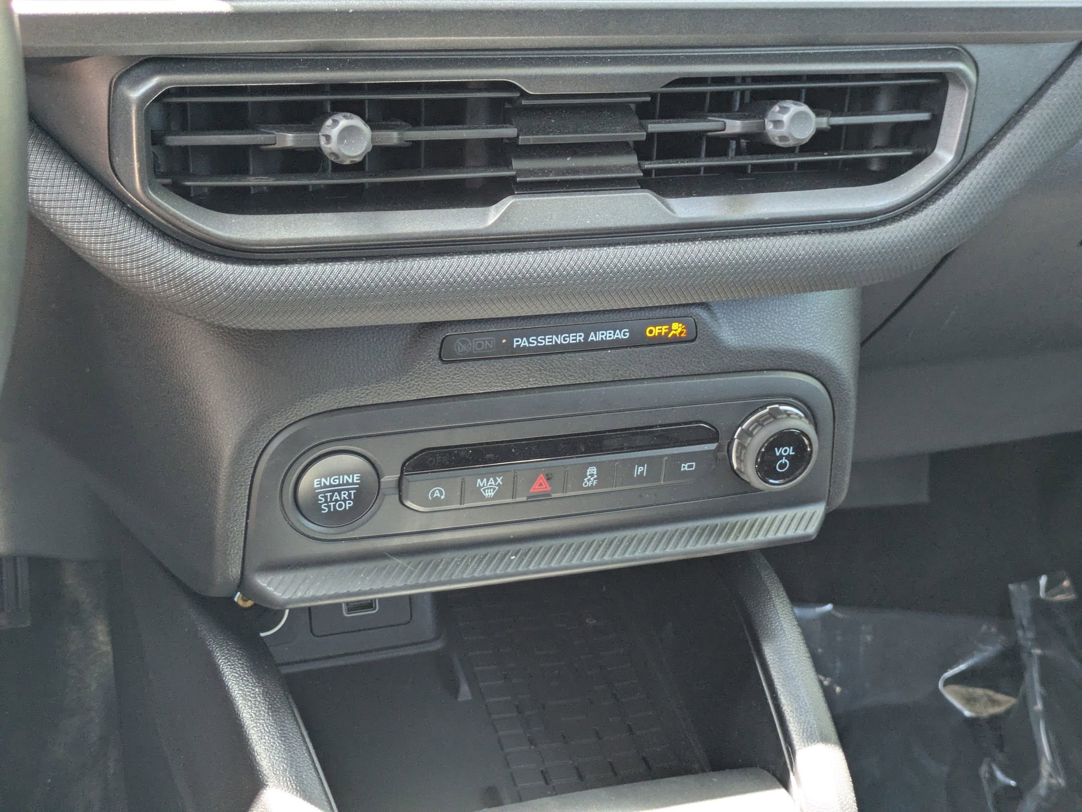 Certified 2025 Ford Bronco Sport Outer Banks w/ Outer Banks Tech Package+ AWD/4WD image 24