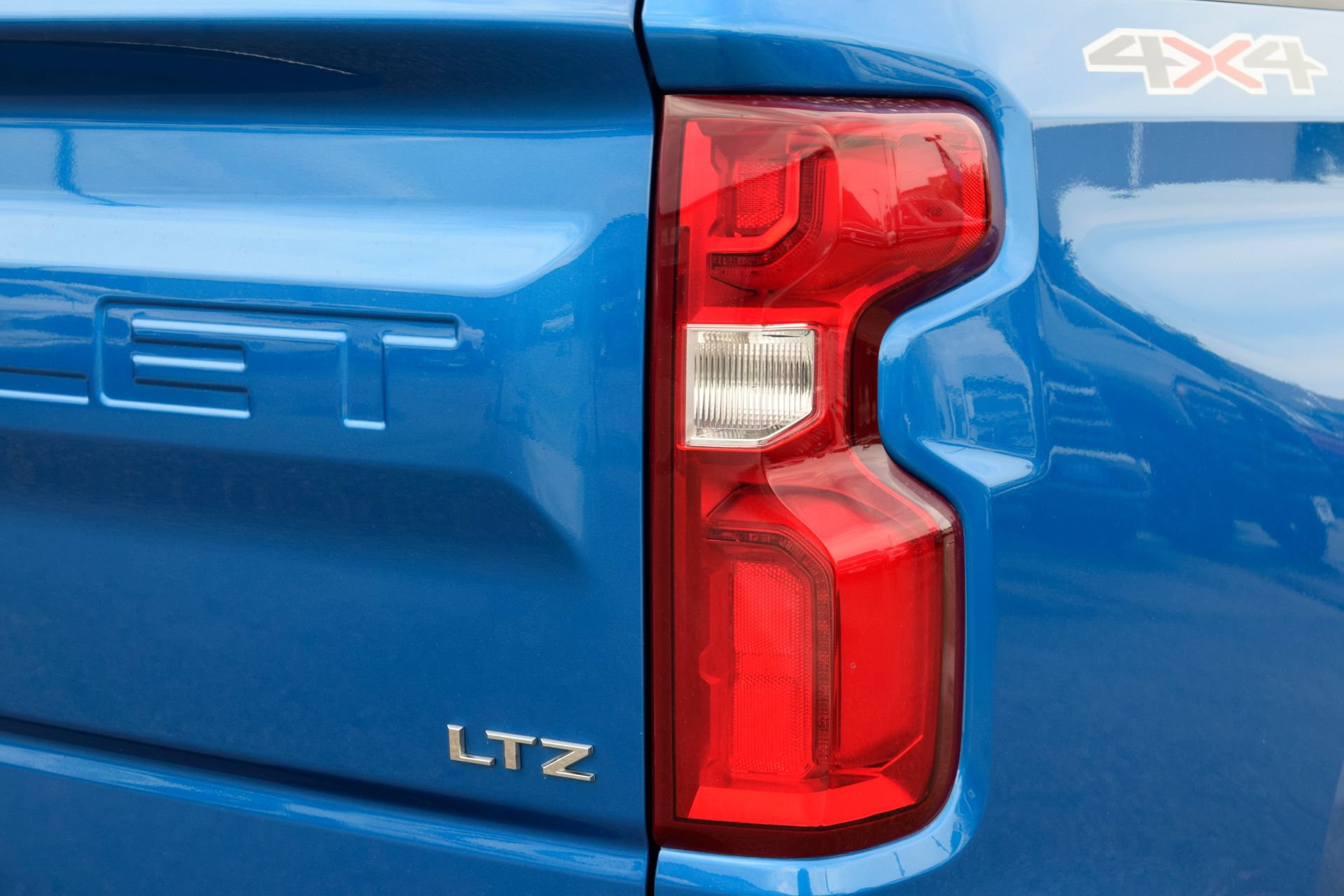 Used 2022 Chevrolet Silverado 1500 LTZ w/ LTZ Premium Package AWD/4WD image 20