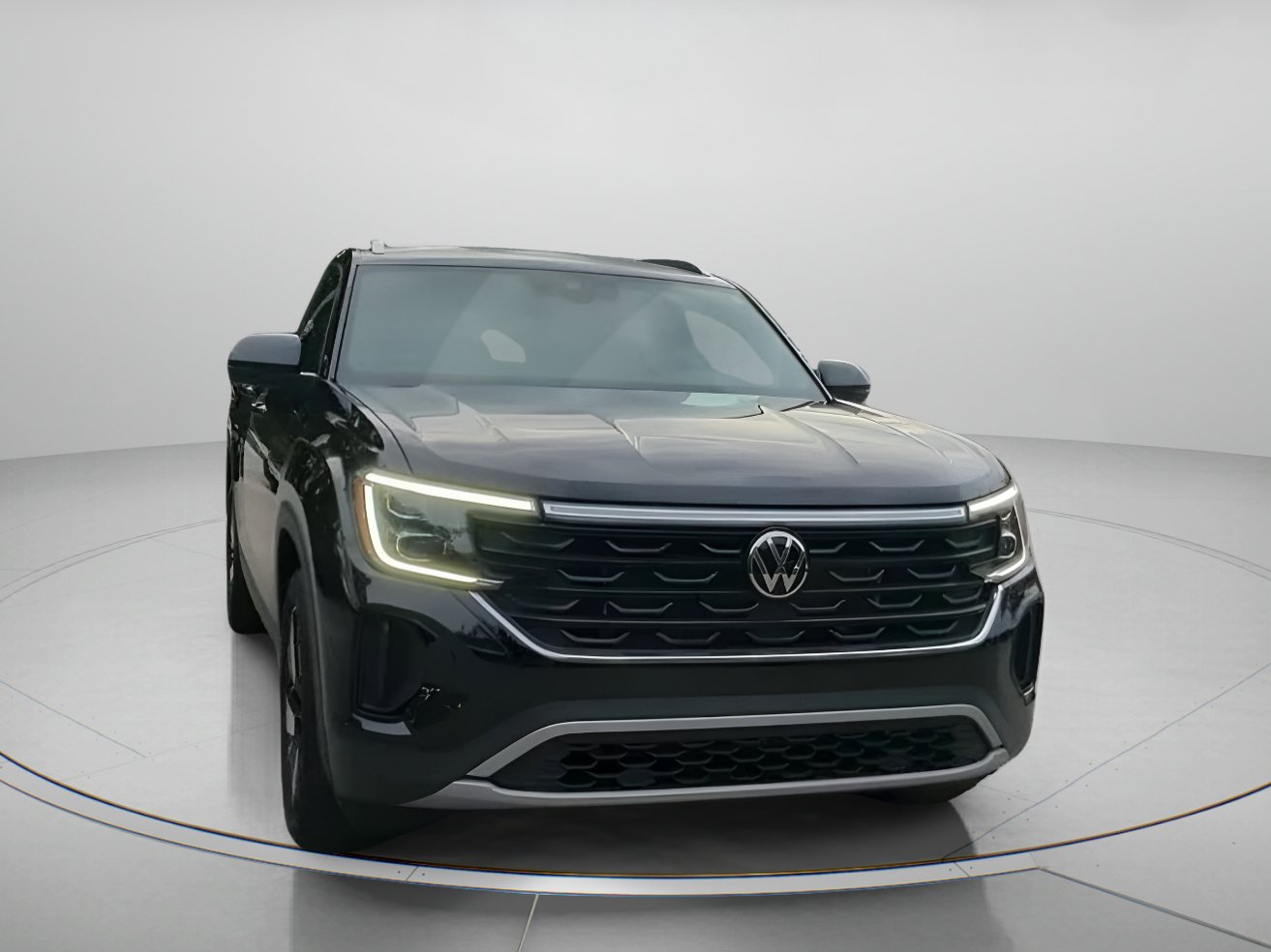 Used 2026 Volkswagen Atlas Cross Sport SE FWD image 5