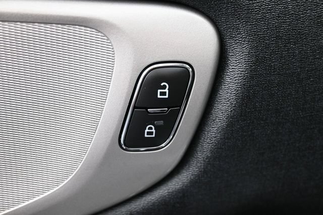 Certified 2025 Ford Expedition Active AWD/4WD image 15